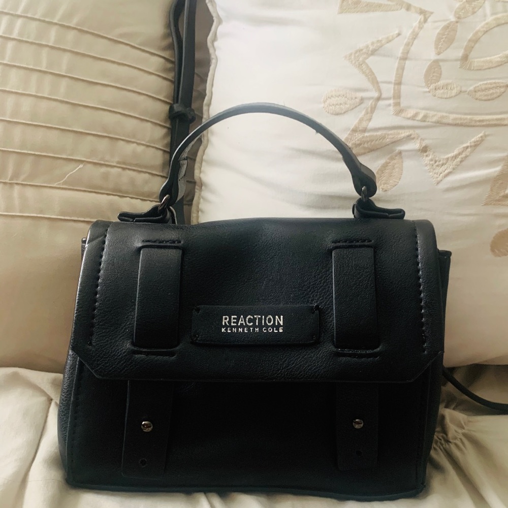 Kenneth Cole Crossbody Bag